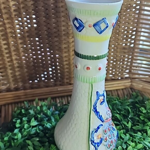 Vintage Peacock Embossed Handpainted Vase - Picture 7 of 10